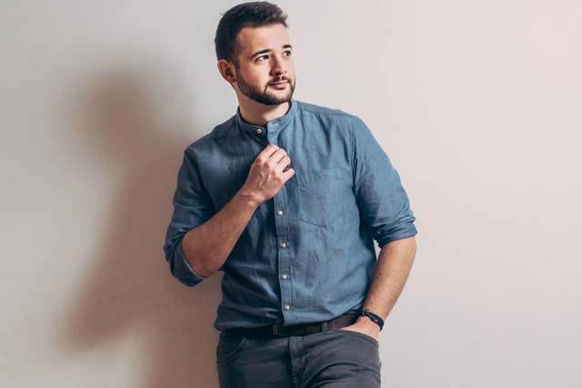 Nggak selalu formal, ini yang bisa lo lakuin dengan kemeja lo. Simak selengkapnya disini!